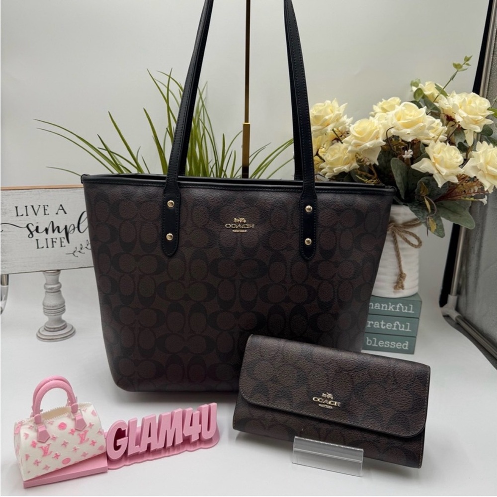 COACH Brown Signature City Tote & Slim Envelope Checkbook Wallet Set